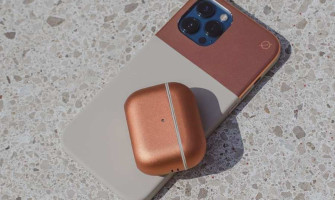 Top 5 Huse Premium din Lemn Natural pentru iPhone și Samsung în 2026