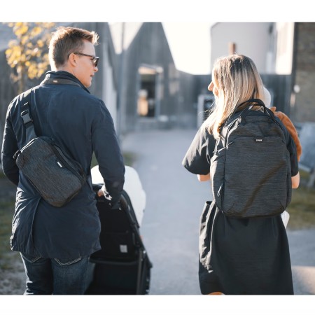 Accesoriu Thule Changing Backpack - Rucsac versatil pentru a transporta toate cele necesare copilului